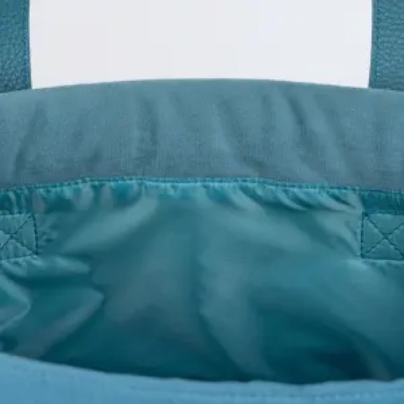 Silver Blue Quilted Velvet Tote - Picture 5 of 8